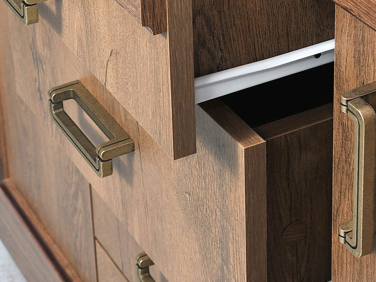 Komoda Lircava 104 (Храст лефкас)