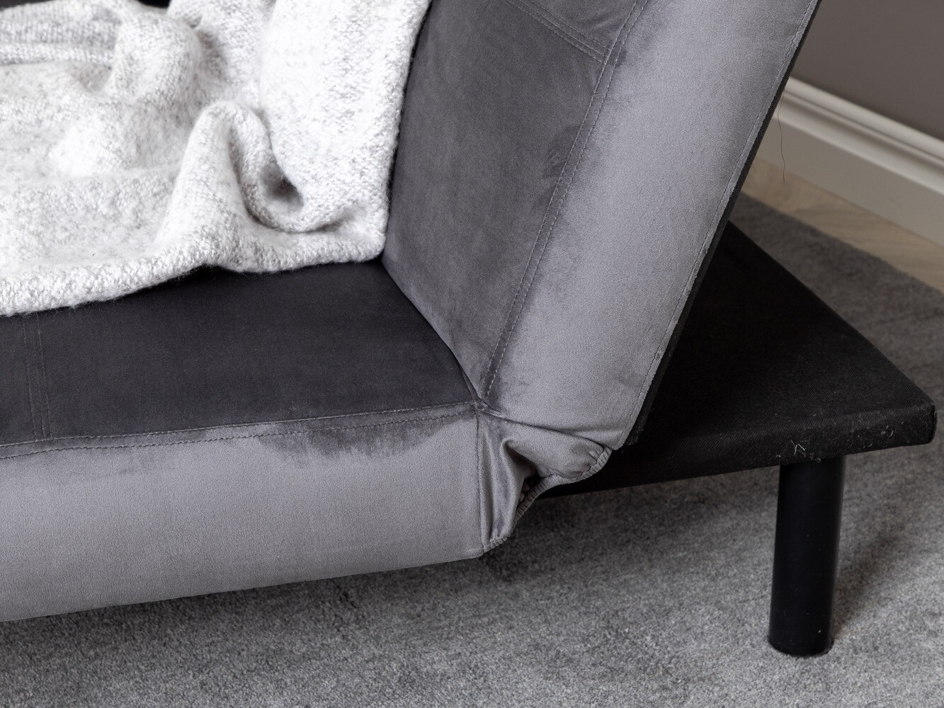 Sofa na razvlačenje Dallas 1710 (Tamnosiva + Crno)