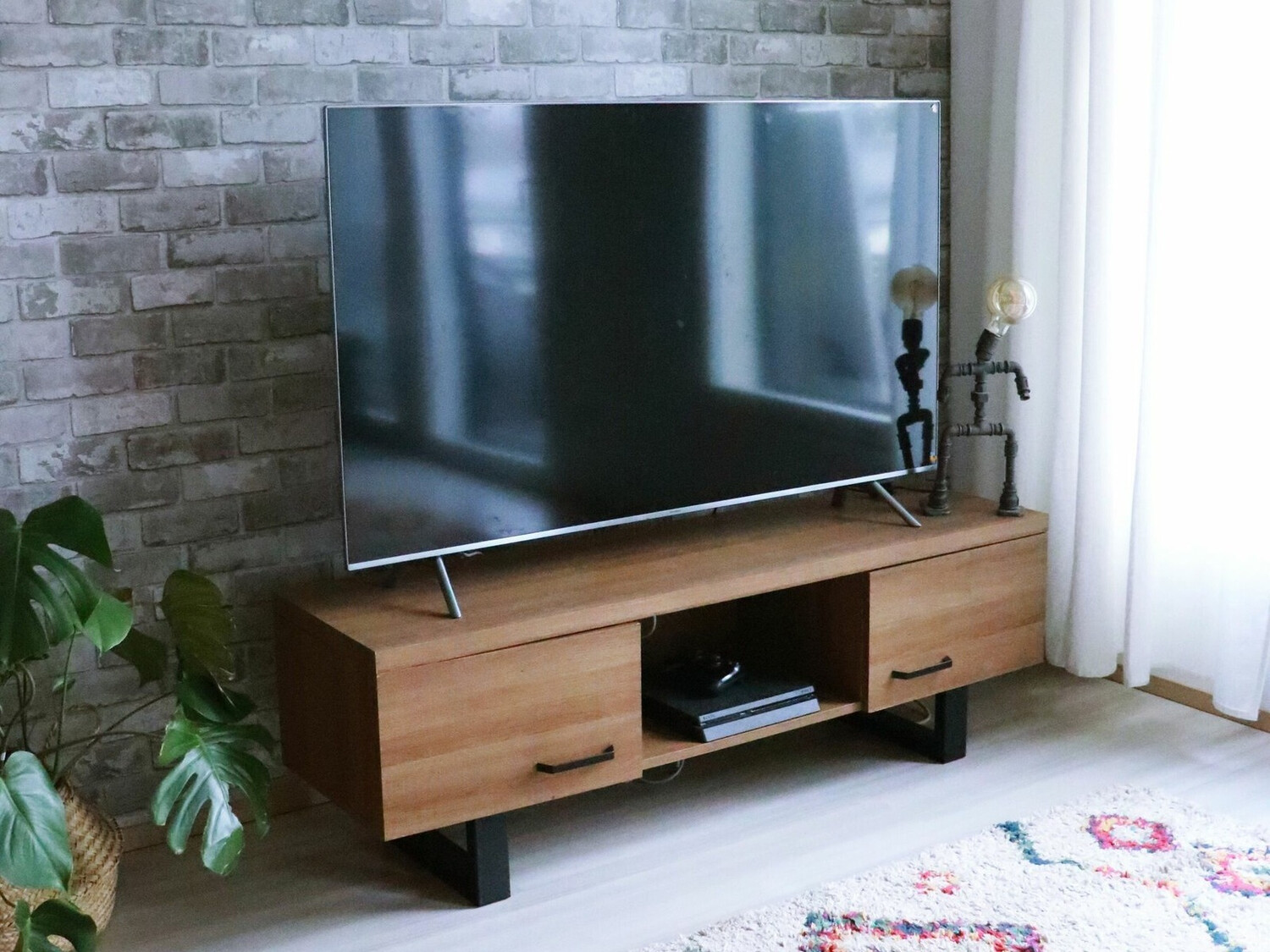 TV komoda Berwyn 501 (Tamno drvo)
