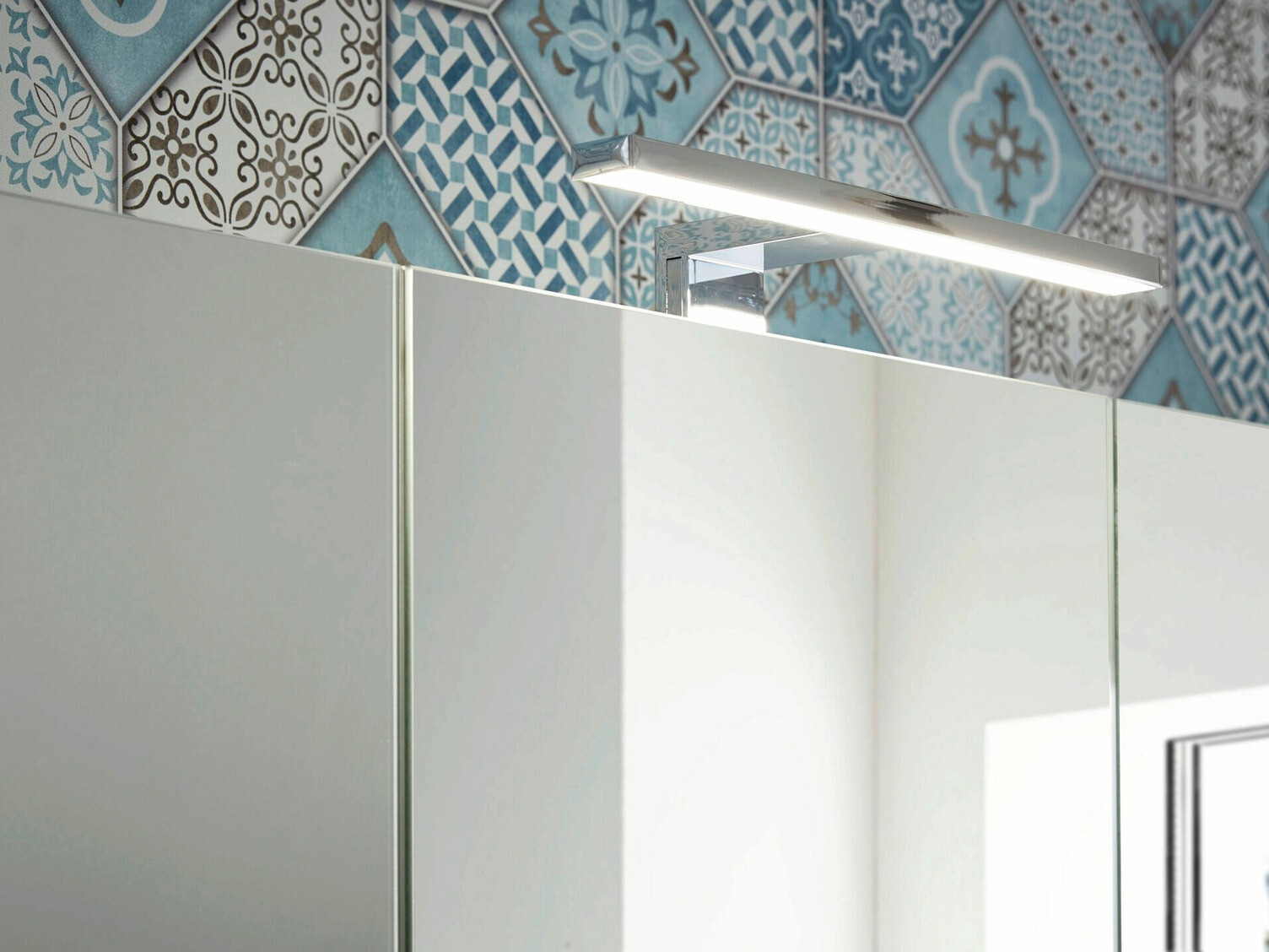 Ormarić za kupatilo sa ogledalom Temeli 101 (Belo)