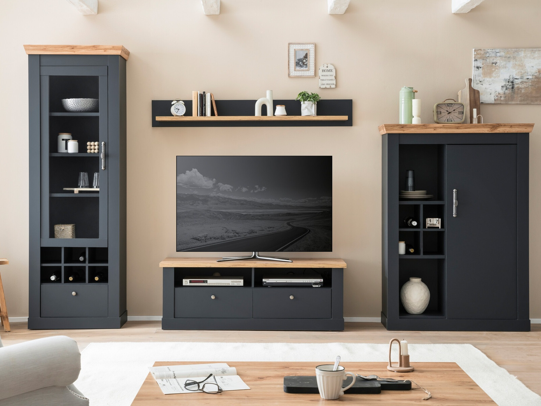 Set za dnevnu sobu Levbalu 104