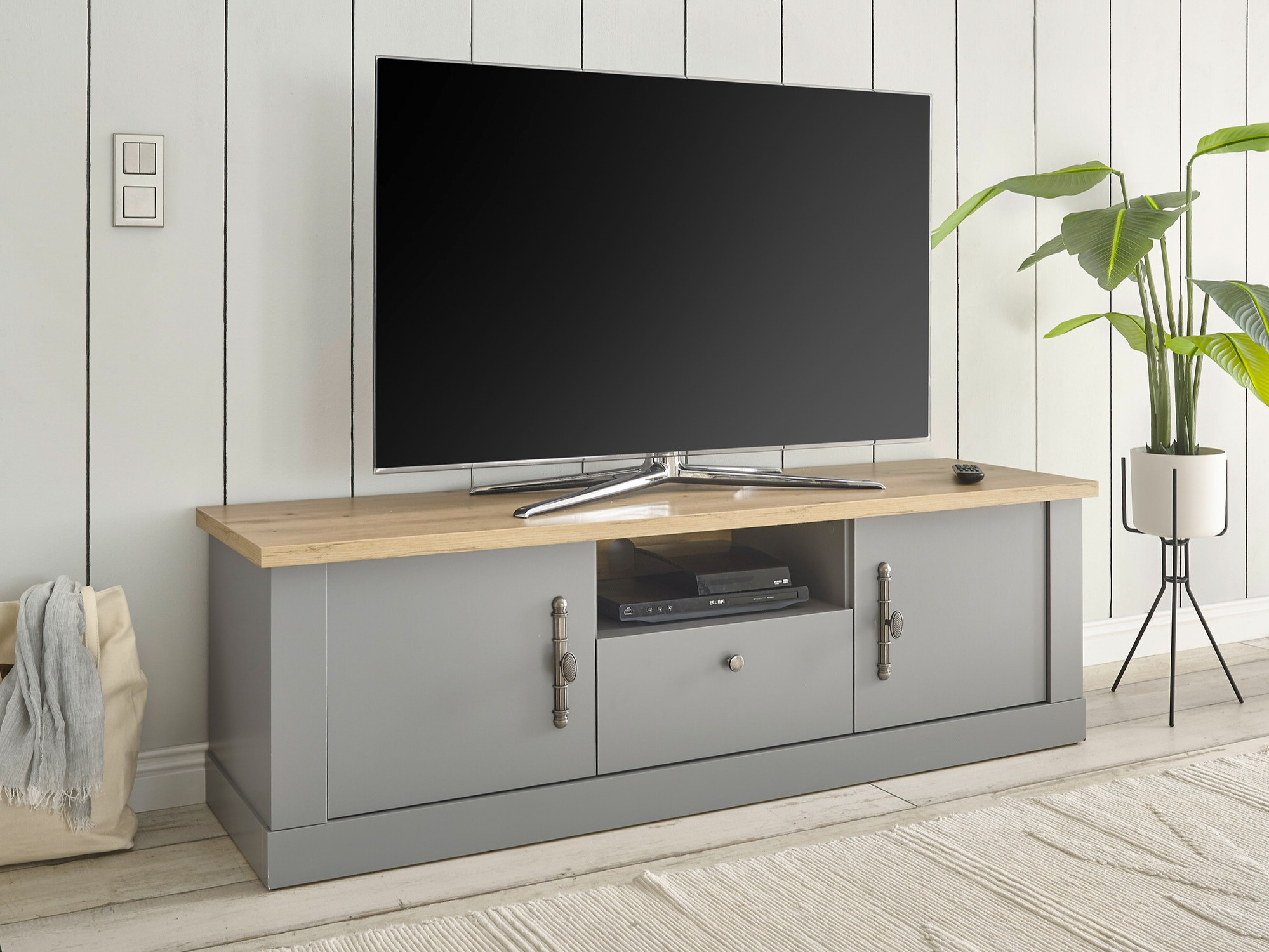 TV komoda Lewiston 116