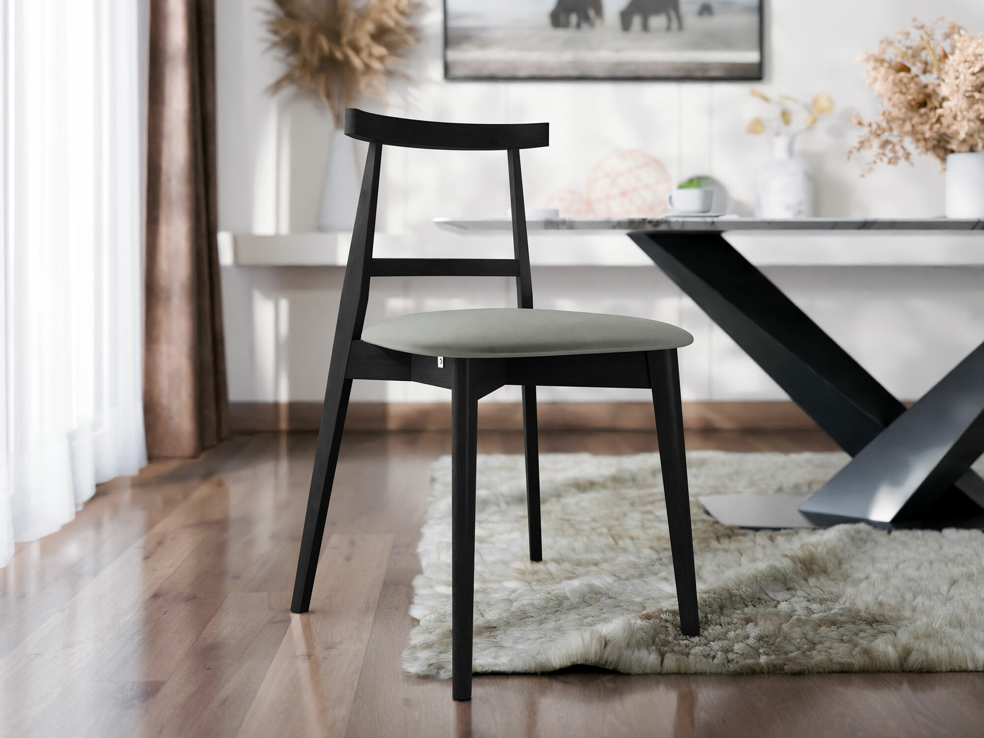 Stolica Dearborn 104 (Magic Velvet 2217)