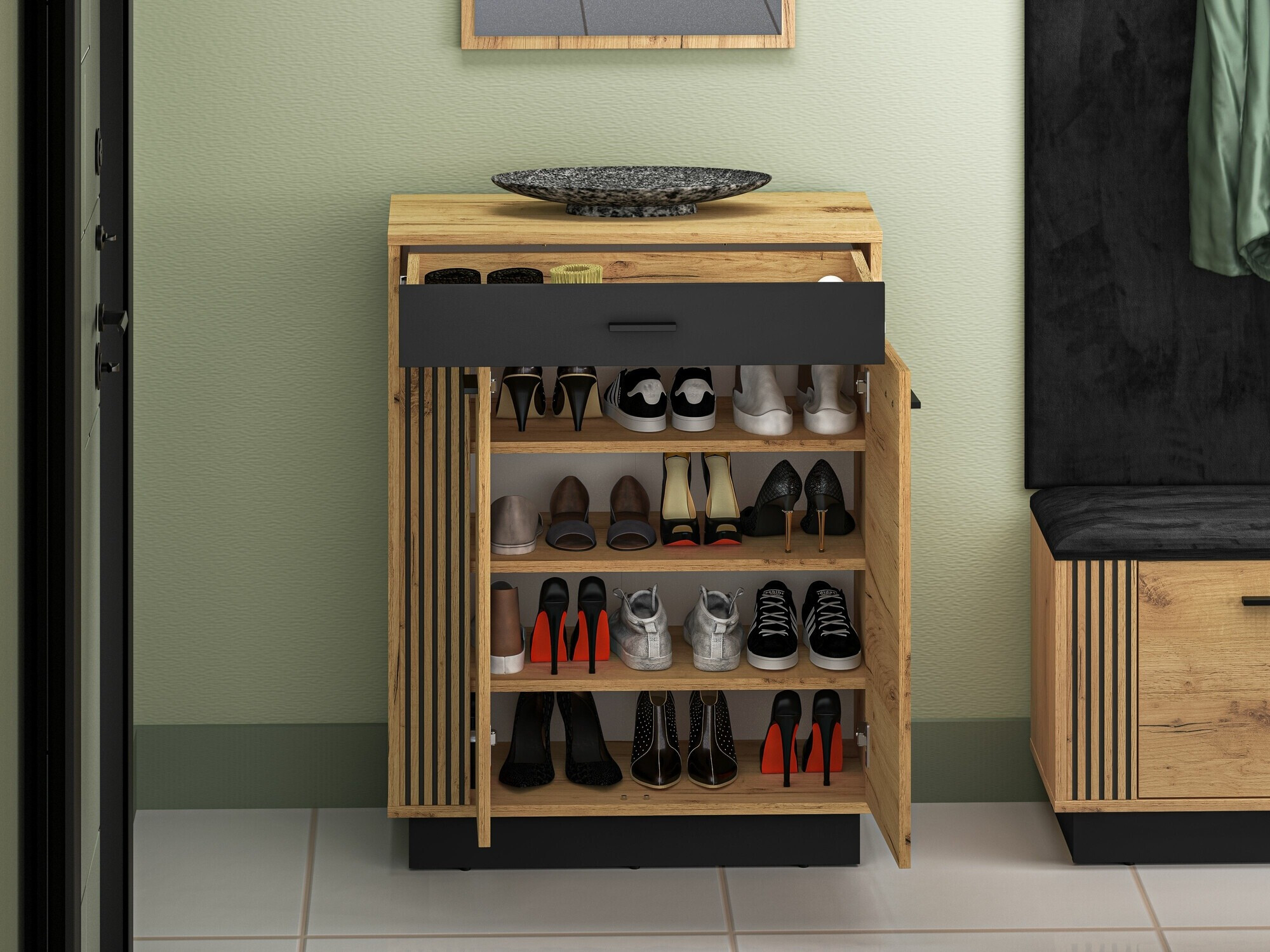 Cipelarnik Revcire 104