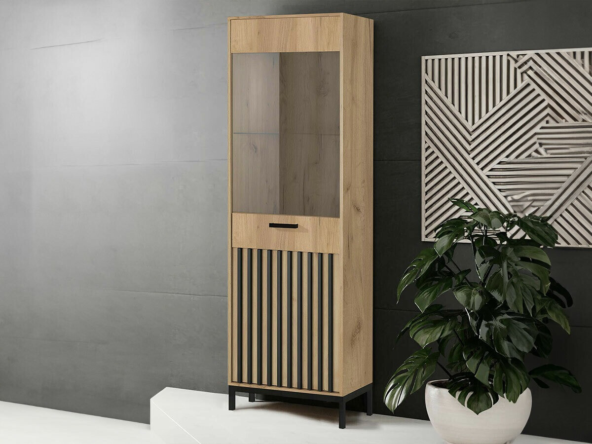 Polica Velvesu 102