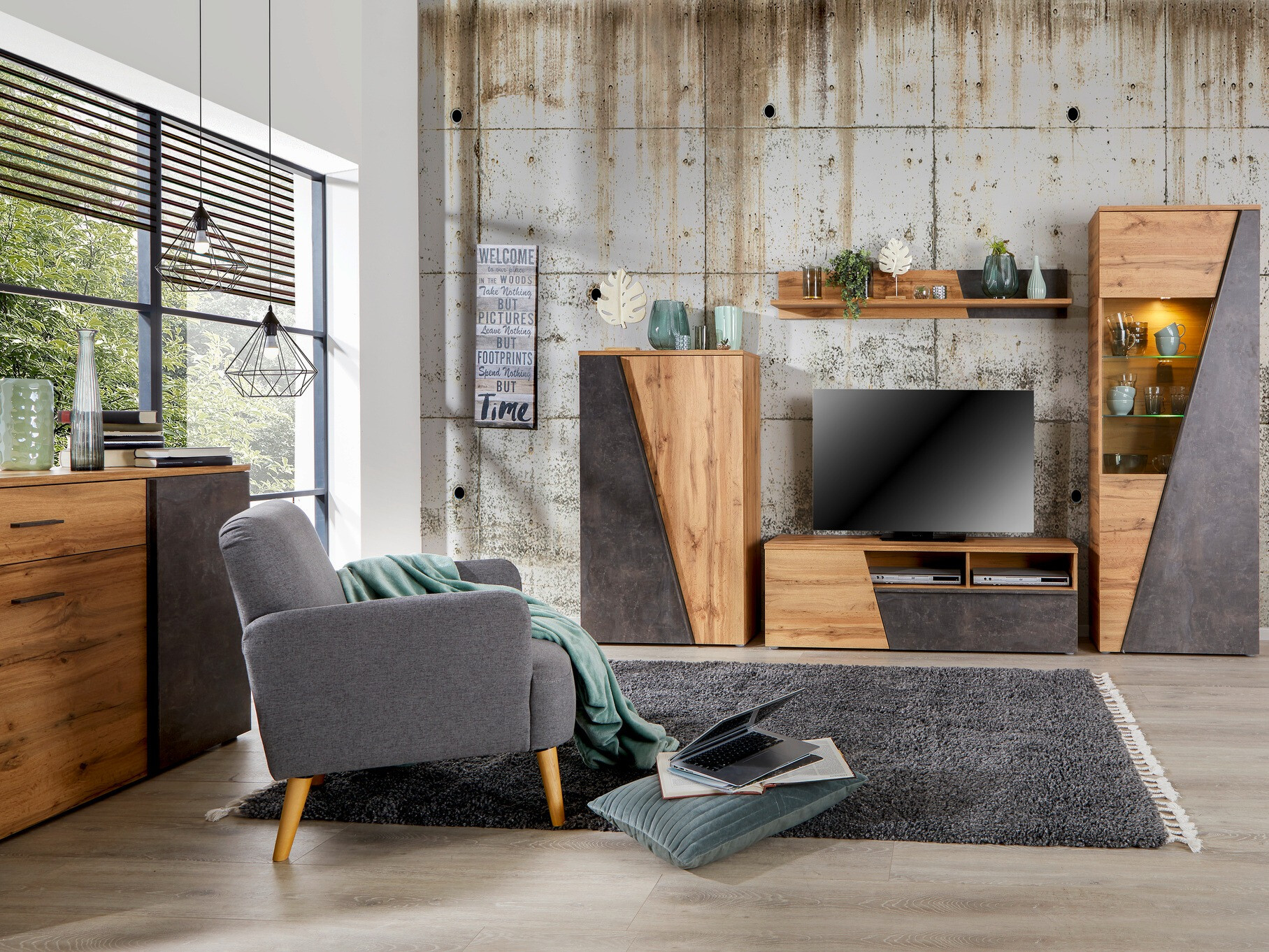 Ormarić Mavlire 104