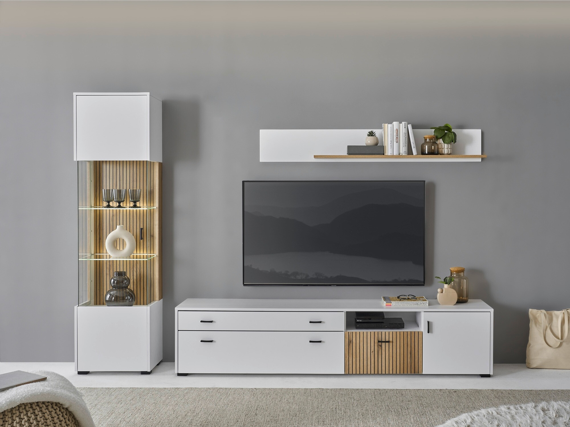 Set za dnevnu sobu Belmelu 121 (Belo + Hrast)