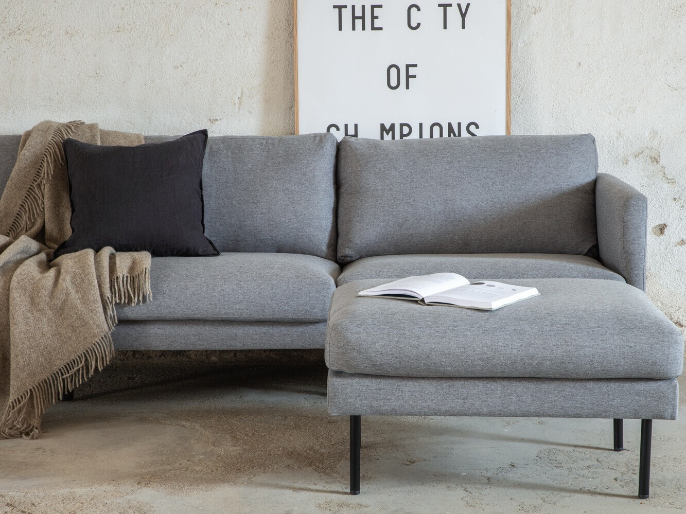 Sofa Fercame 103 (Sivo + Crno)