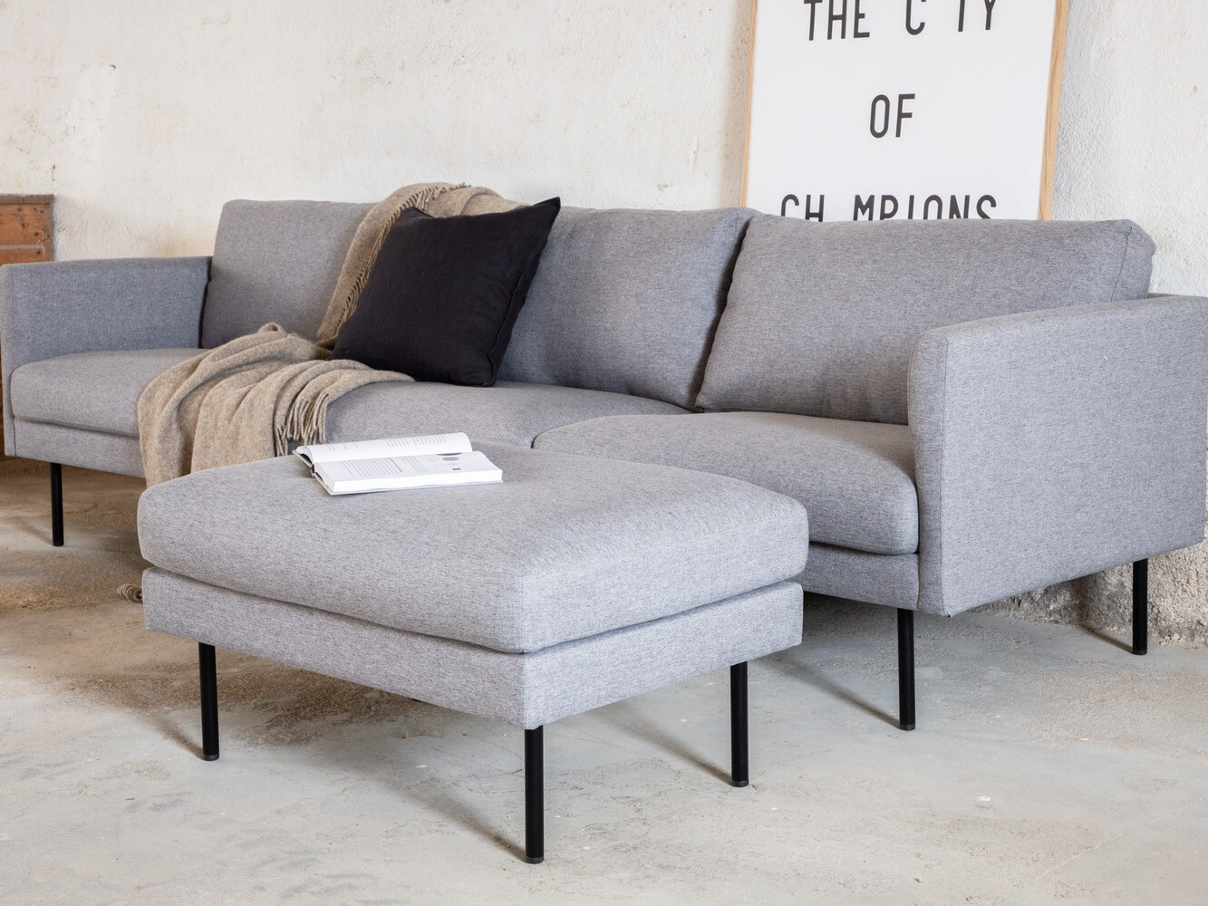 Sofa Fercame 103 (Sivo + Crno)