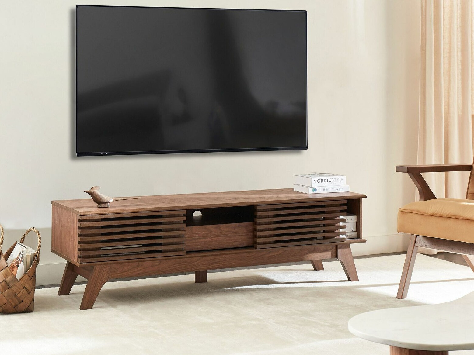 TV komoda Berwyn 133 (Smeđa)