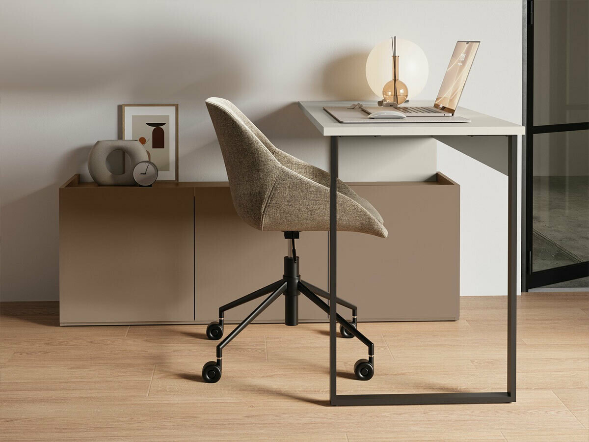 Ugaoni kancelarijski sto Tivseva 109