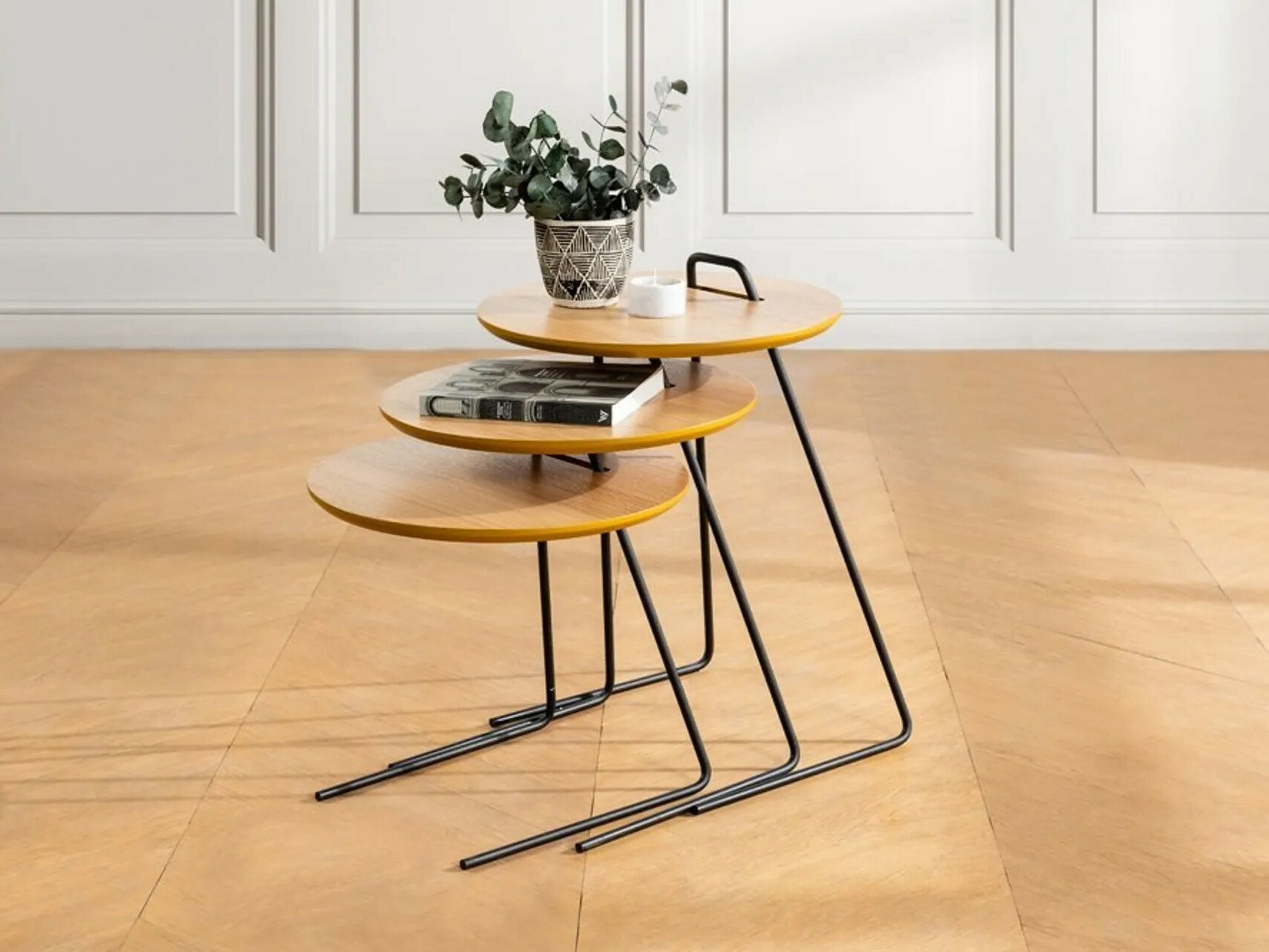 Set pomoćnih stočića Kailua 2262