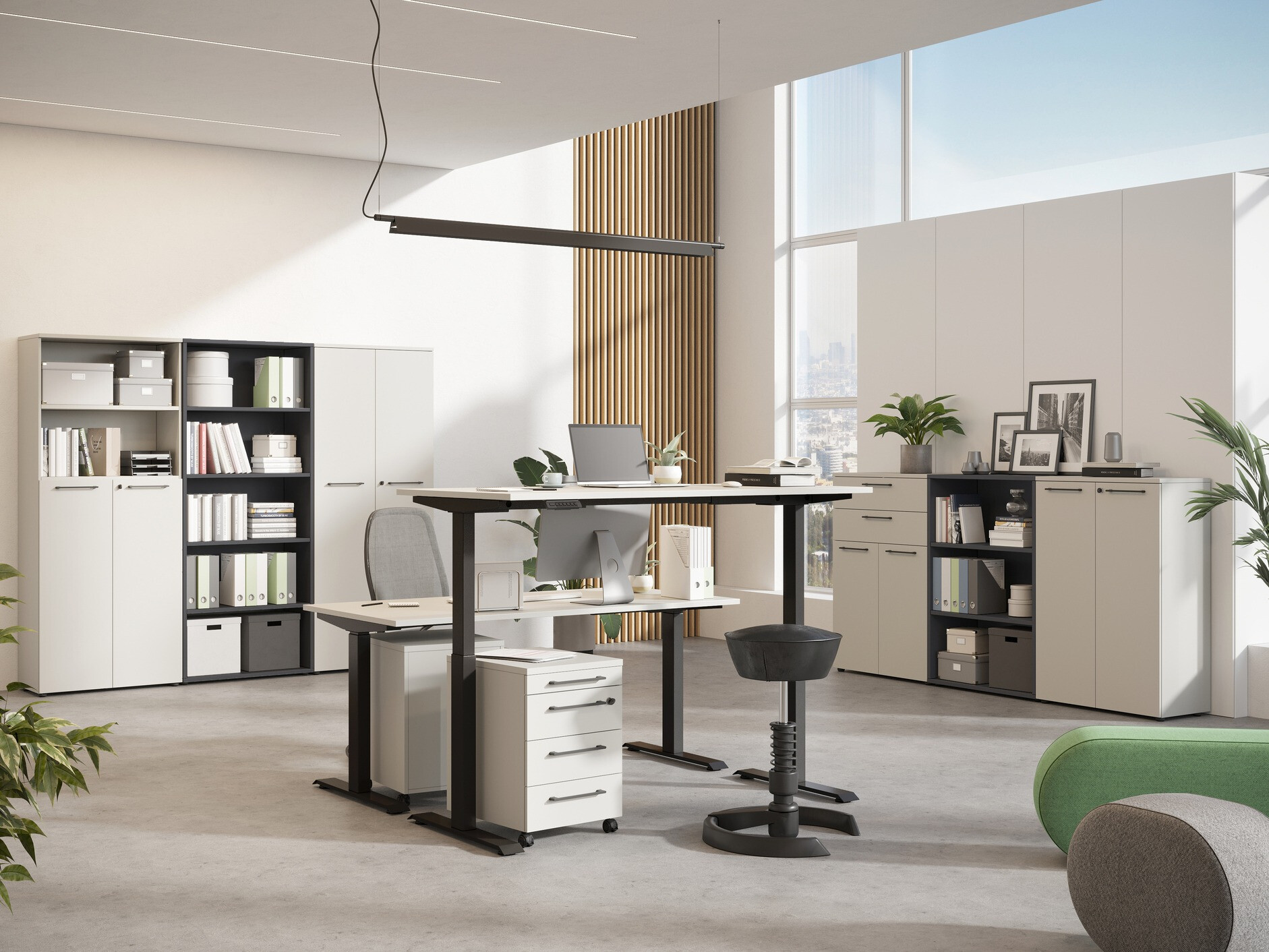 Sto sa podesivom visinom Eliromo 119 (Svetloosiva + Crno)