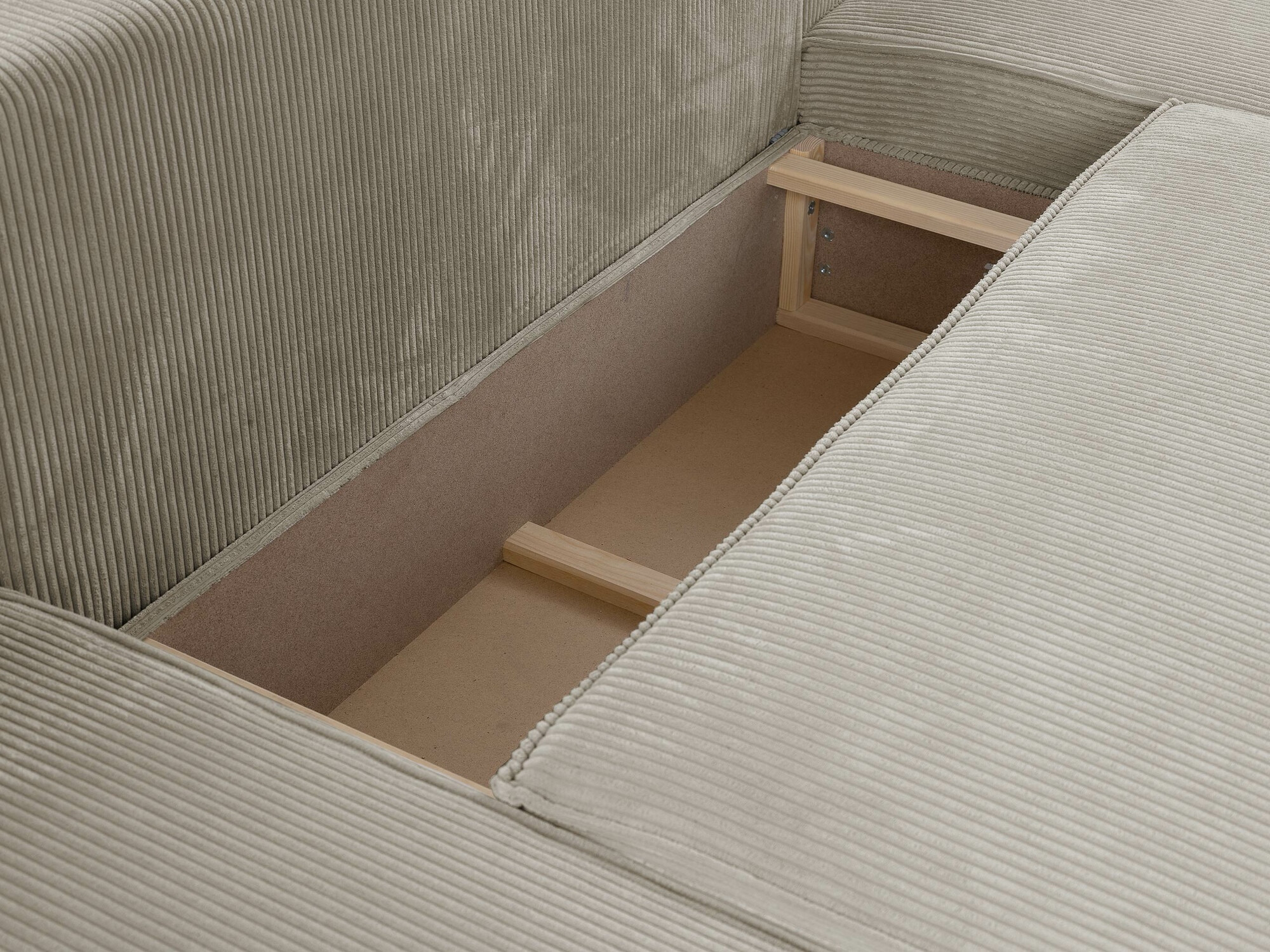 Ugaona sofa Clovis 109 (Poso 02)