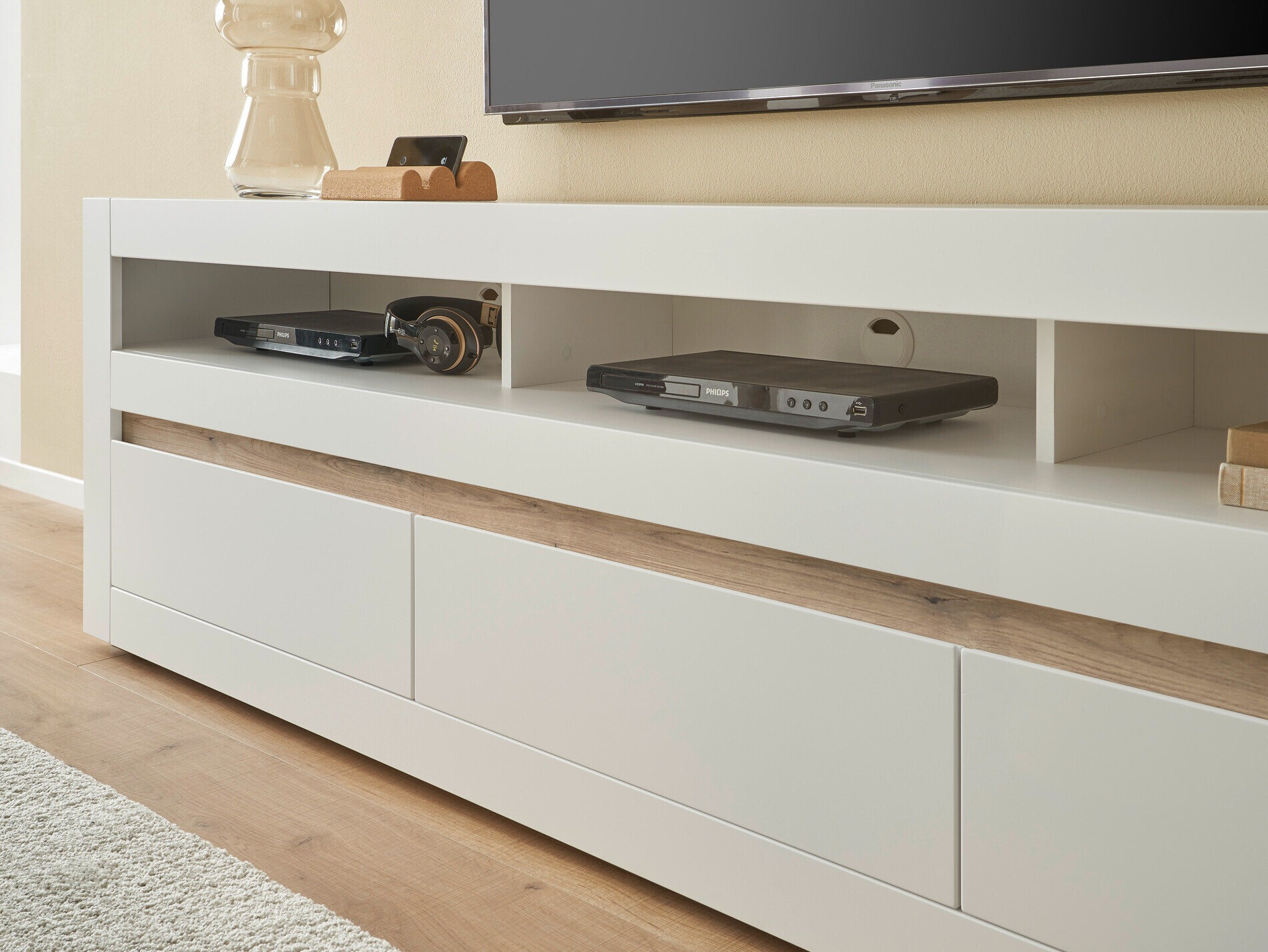 TV komoda Lirfele 101