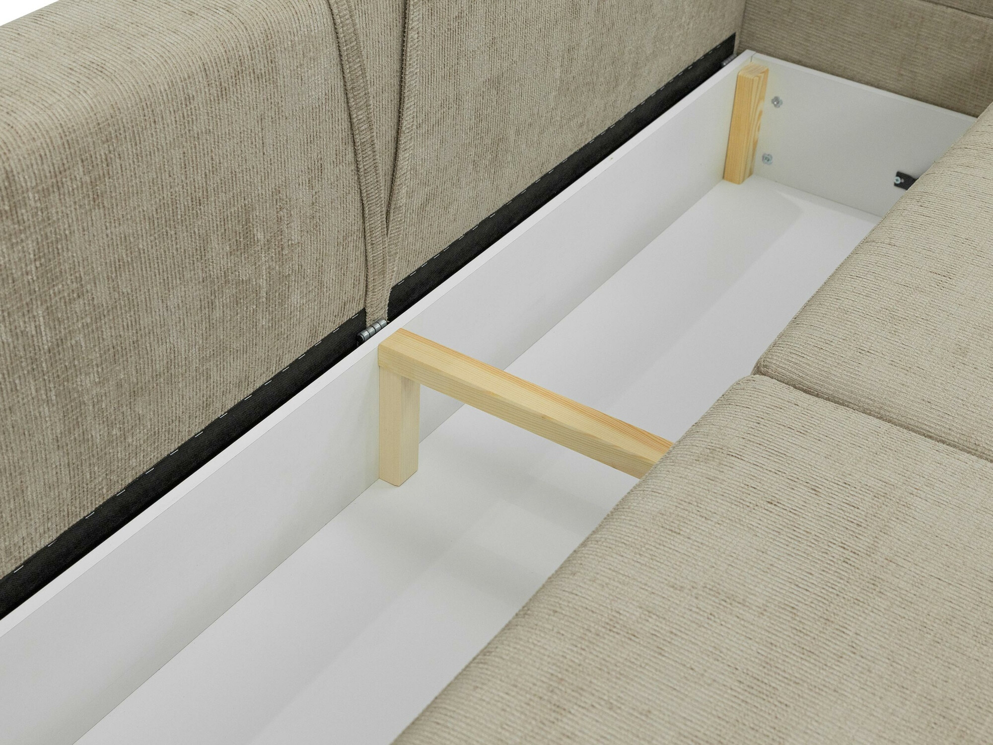 Sofa na razvlačenje Stonecrest 104 (Sierra 744)