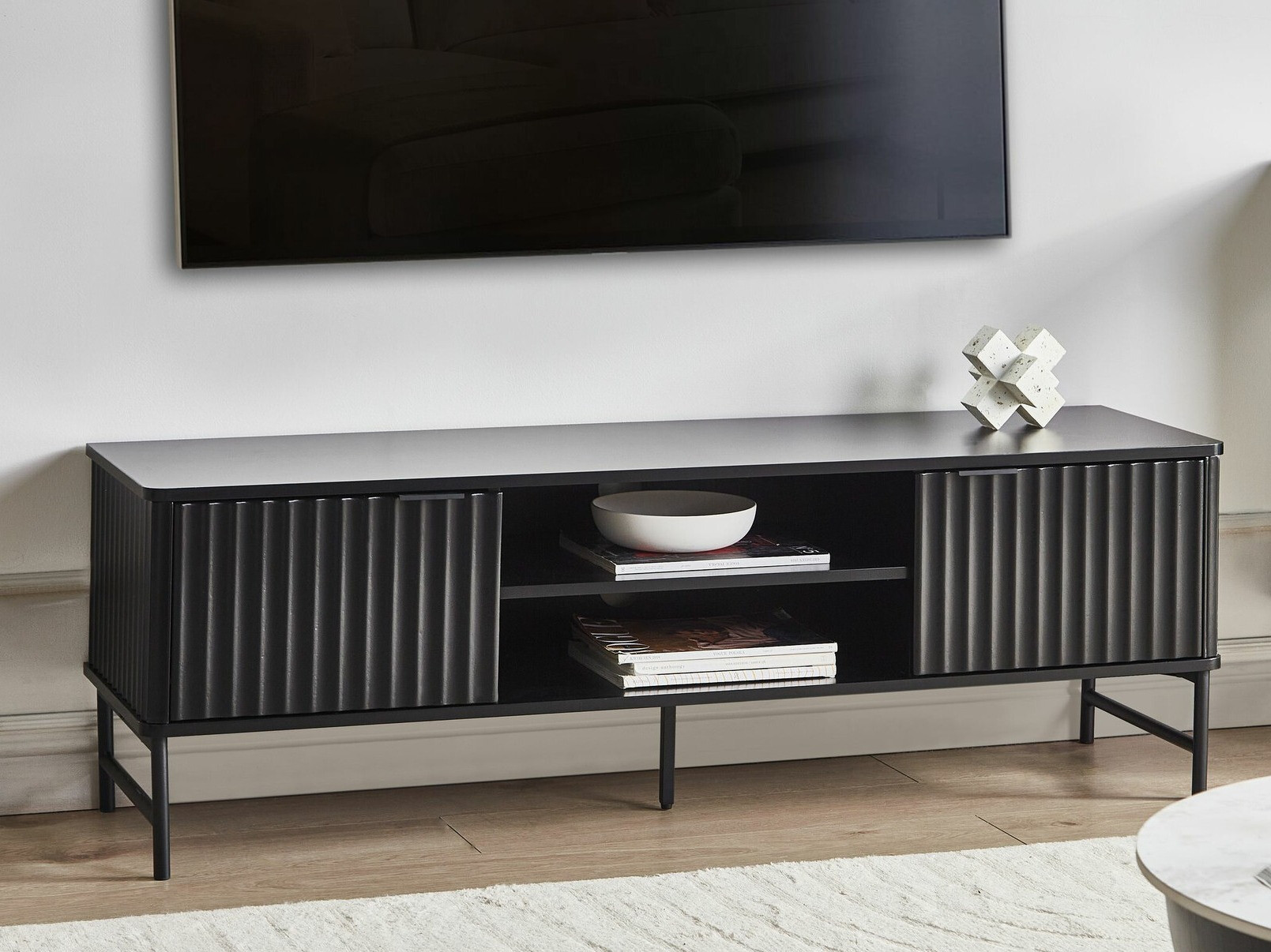 TV komoda Berwyn 2575 (Crno)