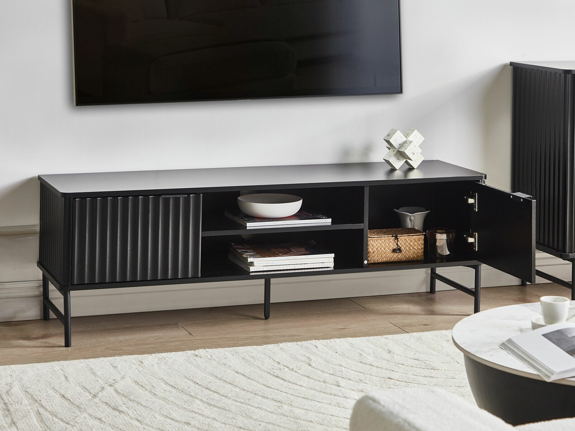 TV komoda Berwyn 2575 (Crno)