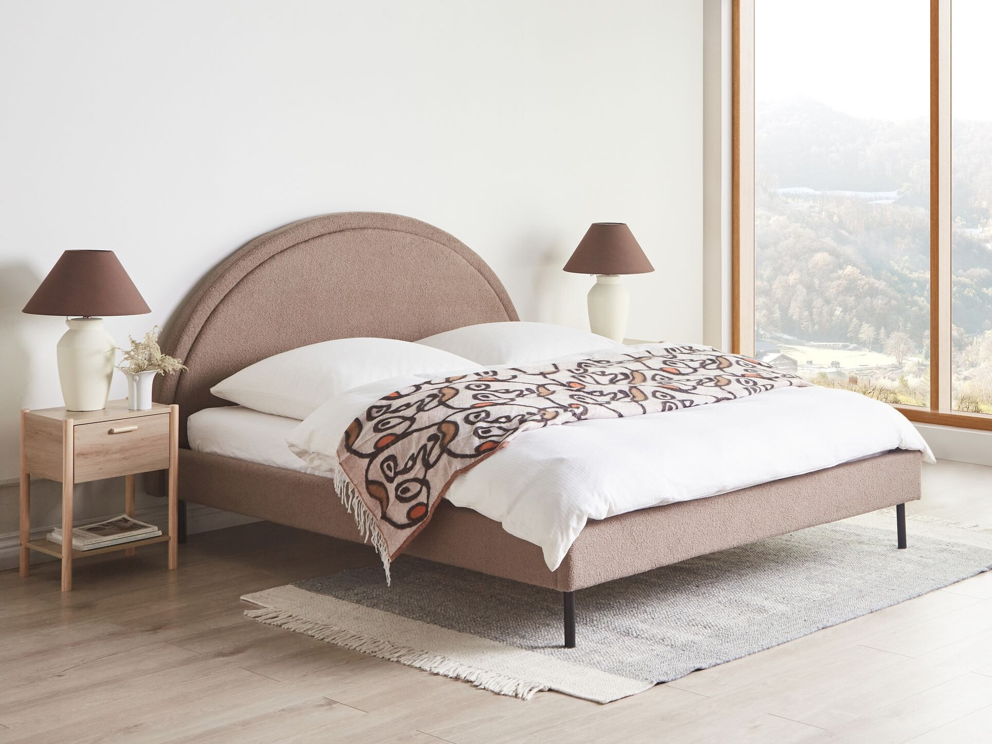 Krevet Berwyn 331 (Taupe)