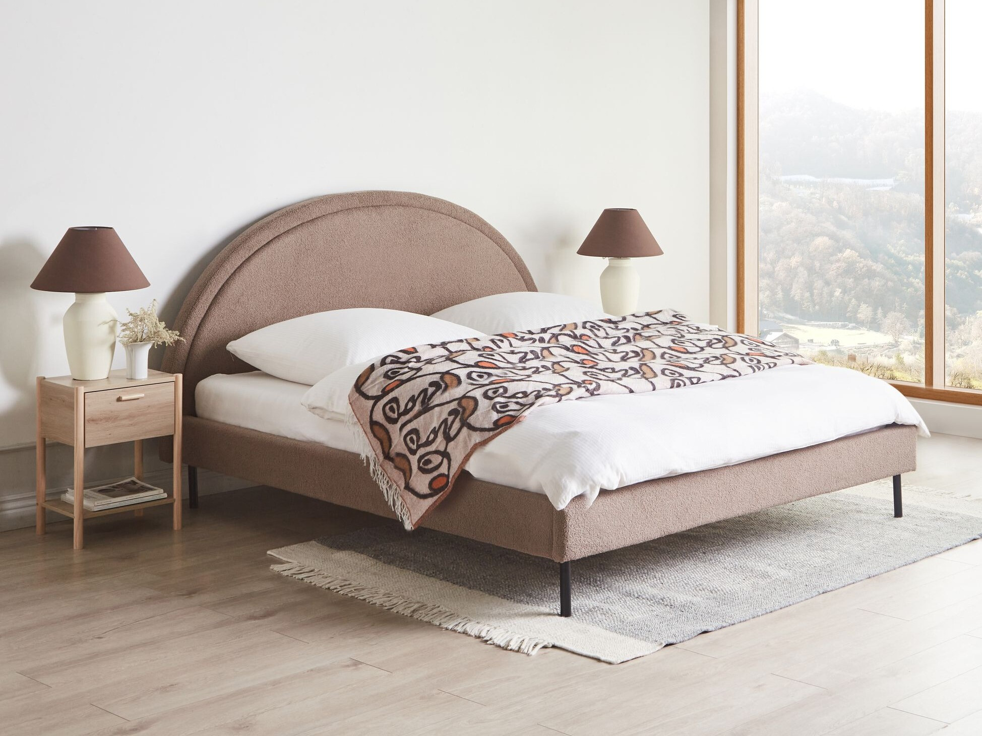 Krevet Berwyn 331 (Taupe)
