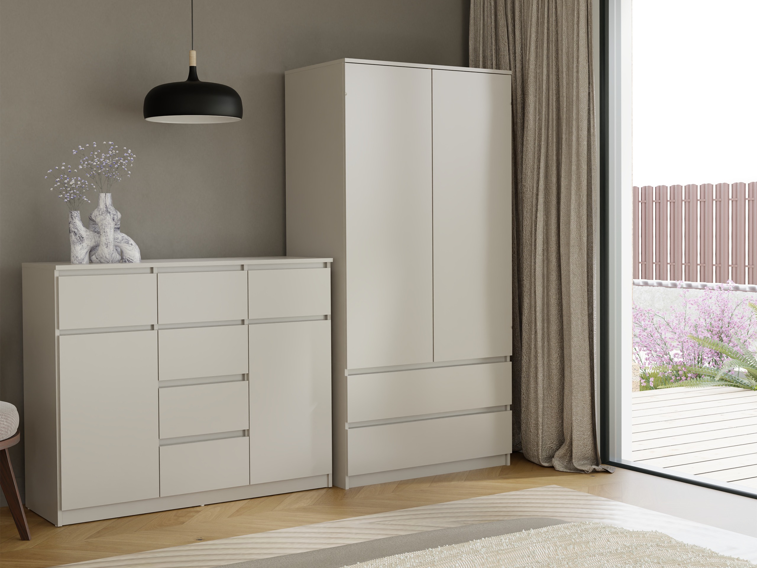 Komoda Elbvelu 131 (Kašmir)