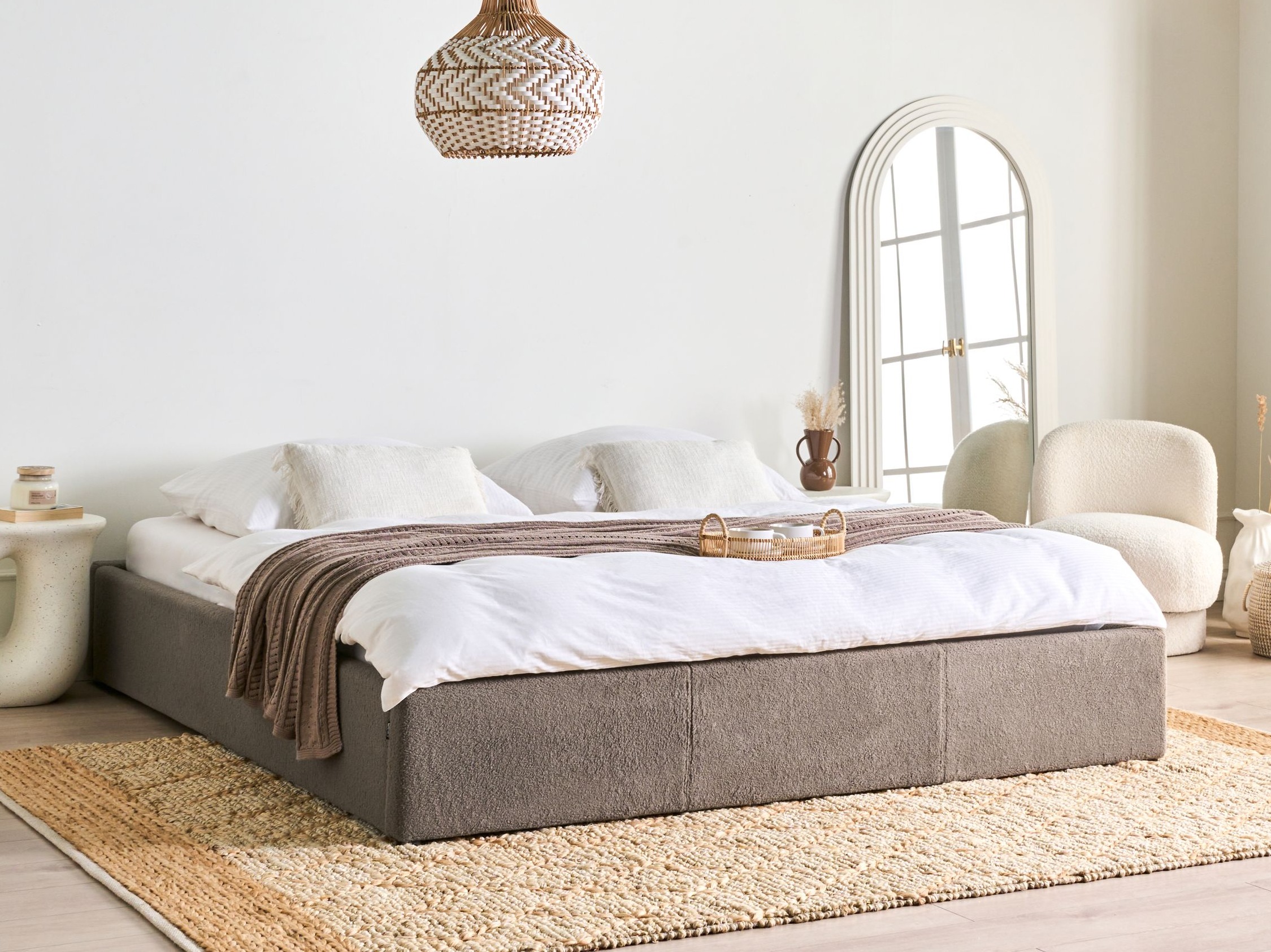 Krevet Berwyn 1567 (Taupe)