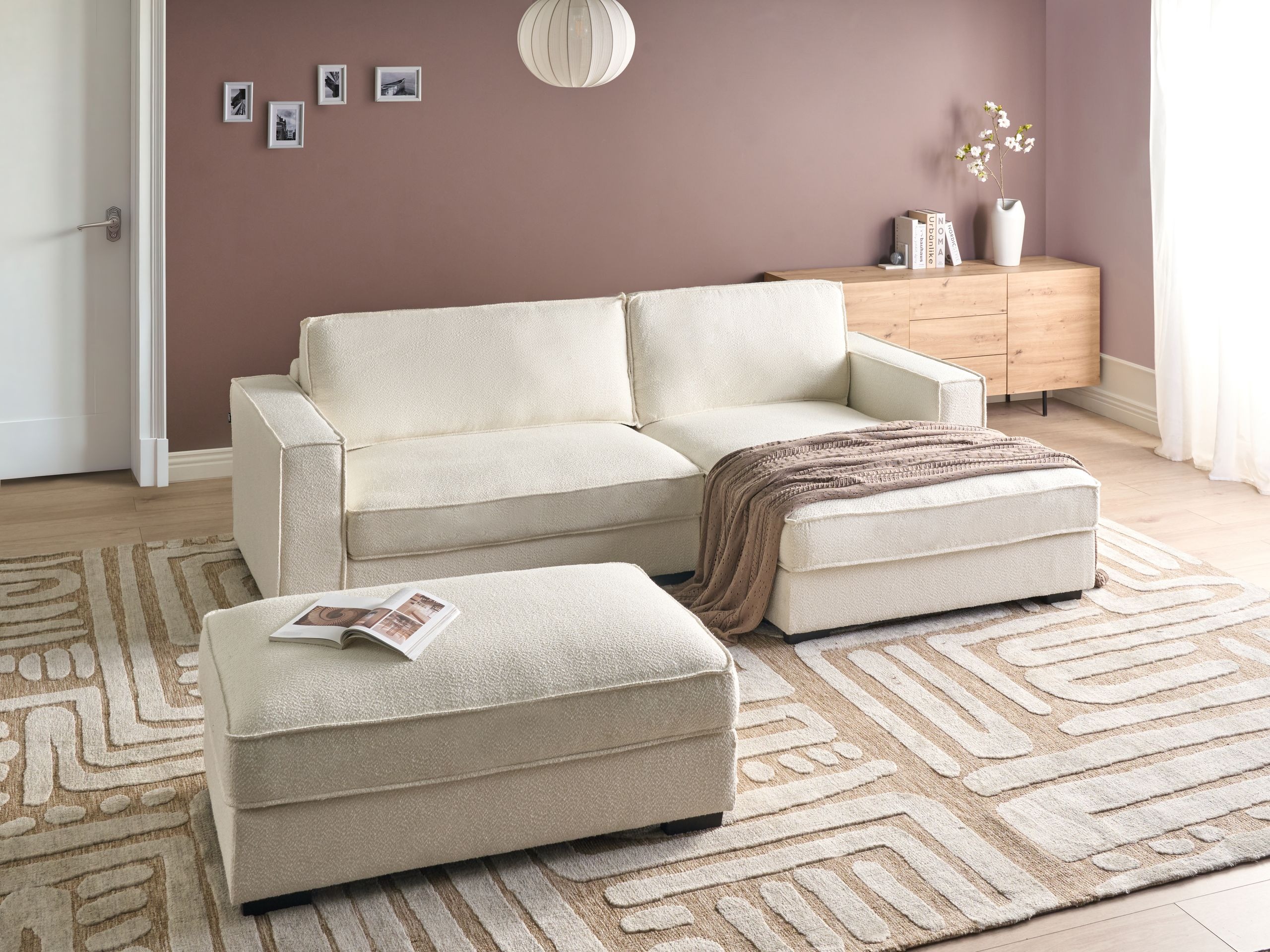 Set tapaciranog nameštaja Berwyn 2861 (Belo)