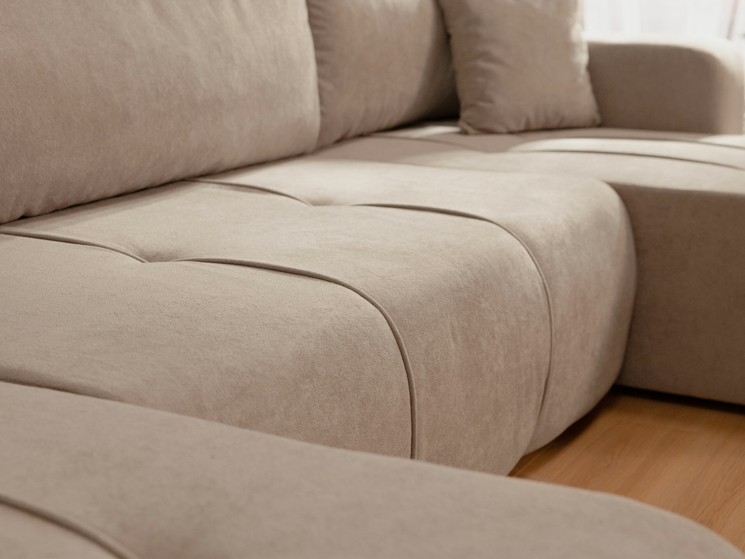Ugaona sofa Comfivo 426 (Coral 65)