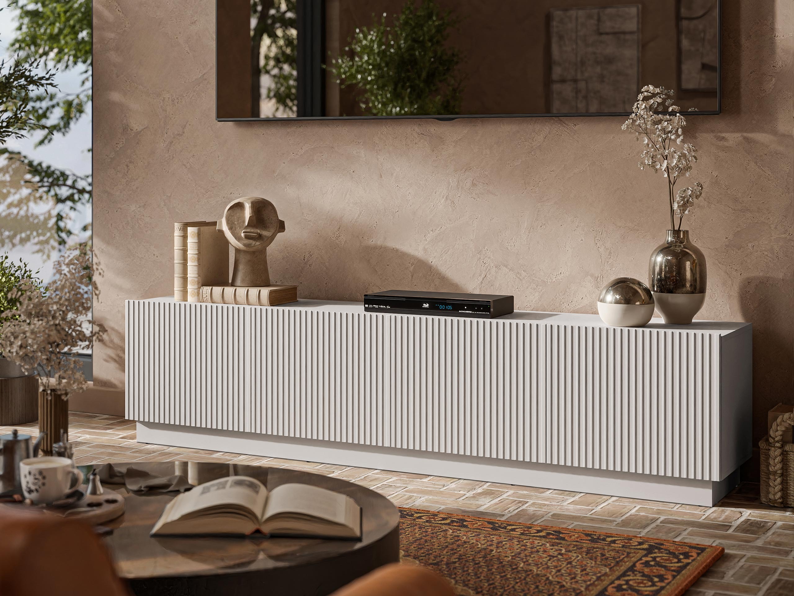 TV sto Lusonu 104 (Kašmir)