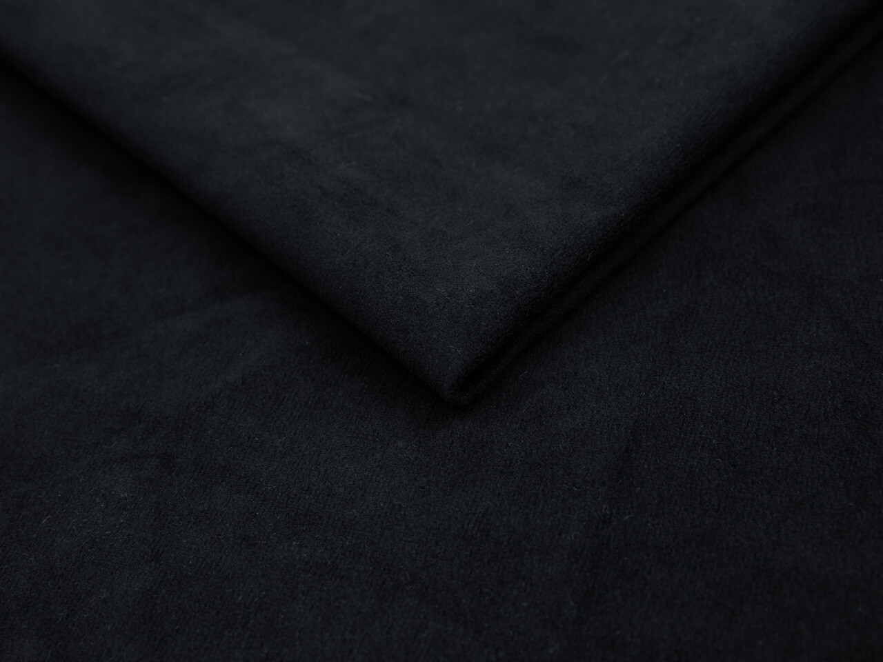 Ugaona sofa Columbus 149 (Mono 248)