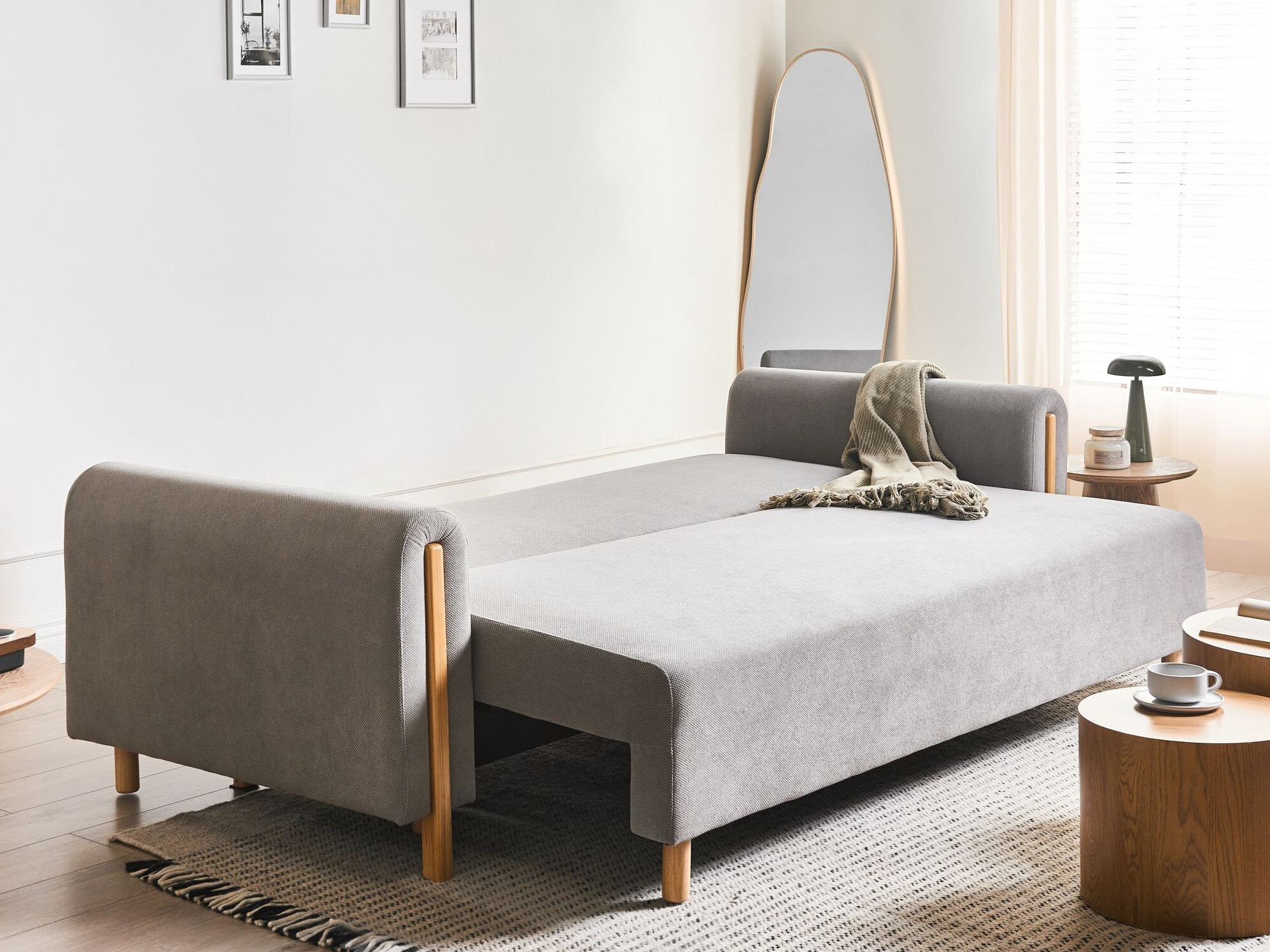 Sofa na razvlačenje Berwyn 2936 (Sivo)