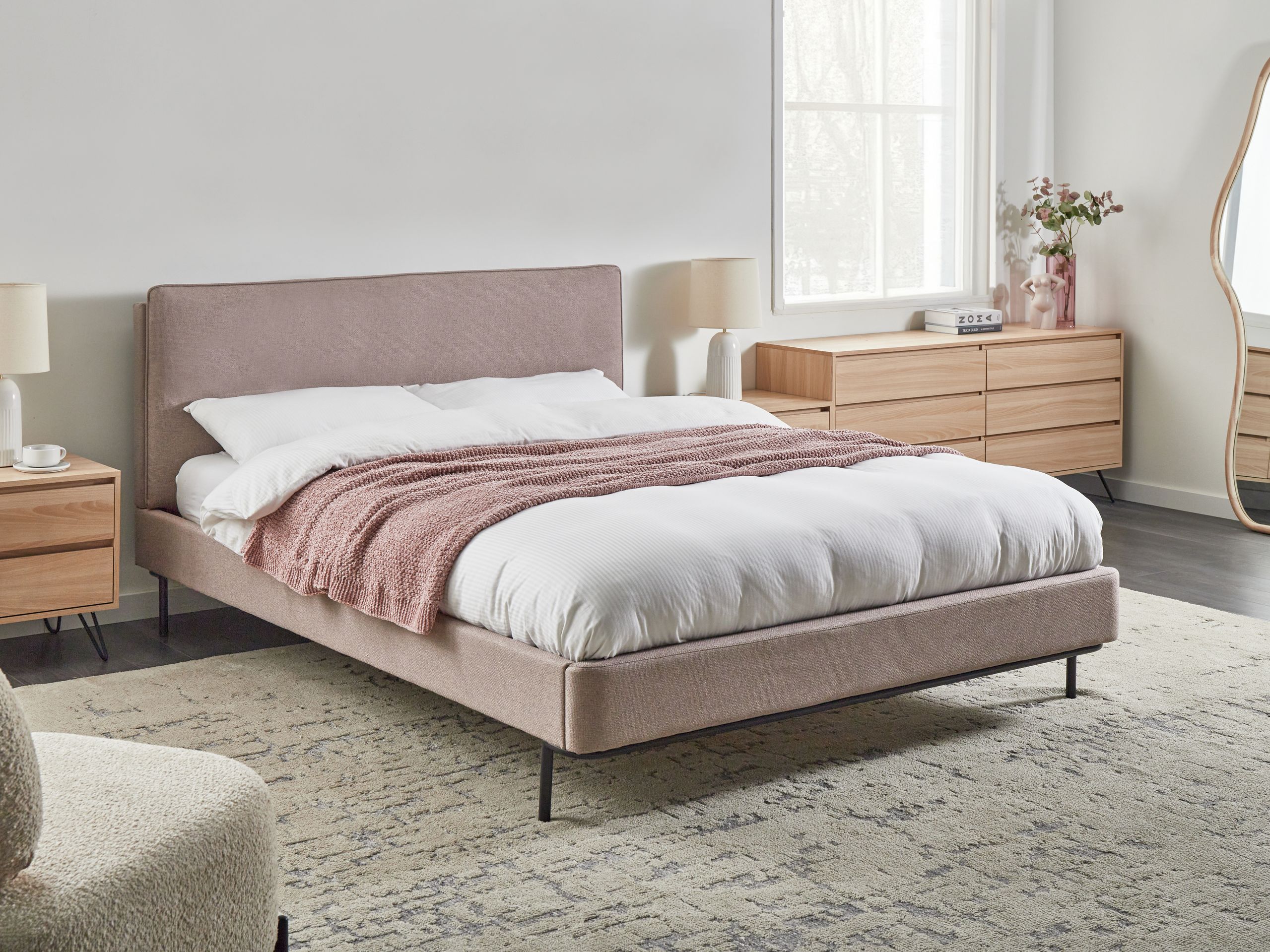 Krevet Berwyn 2377 (Taupe)