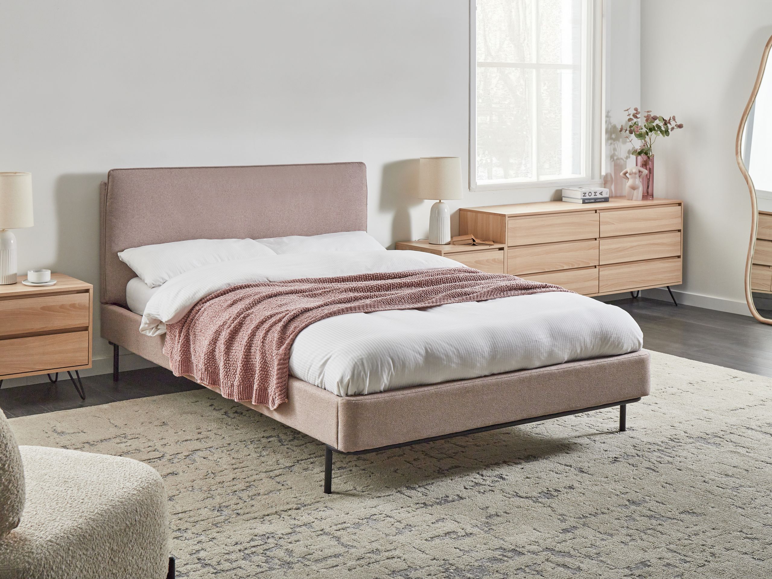 Krevet Berwyn 2377 (Taupe)