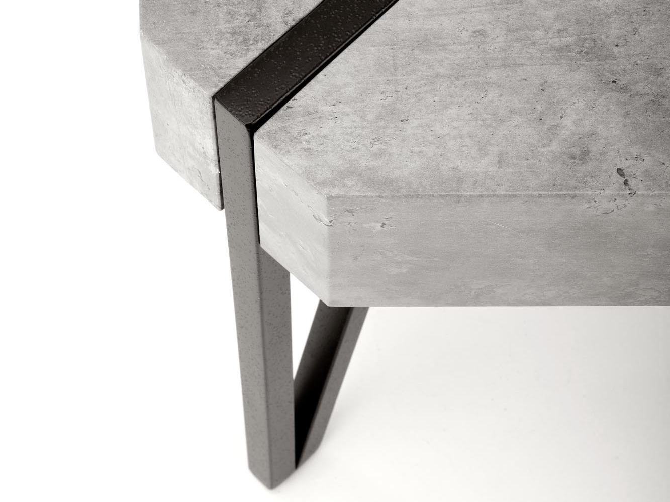 Stočić za kafu Houston 303 (Beton + Crno)