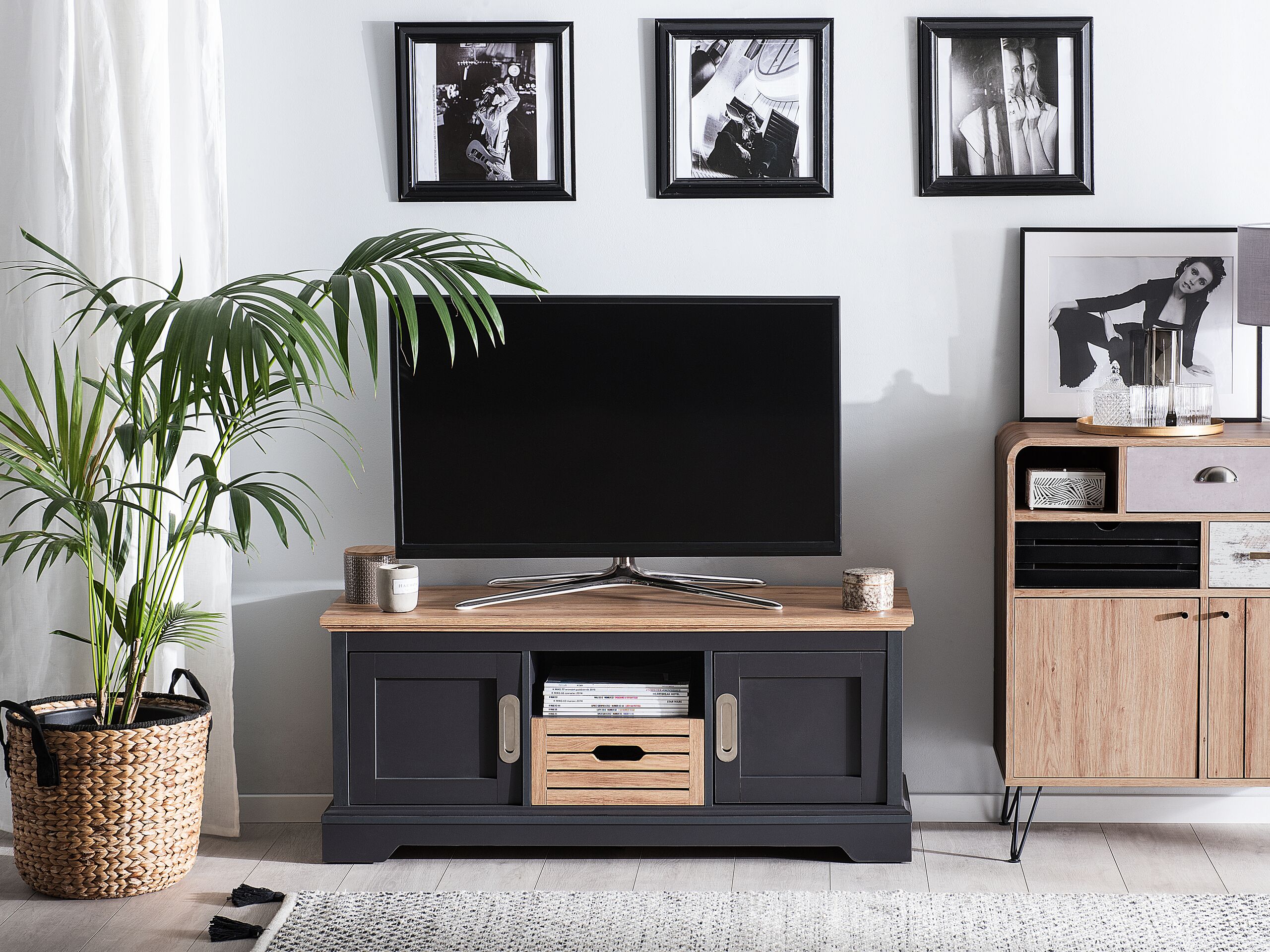 TV komoda Berwyn 476