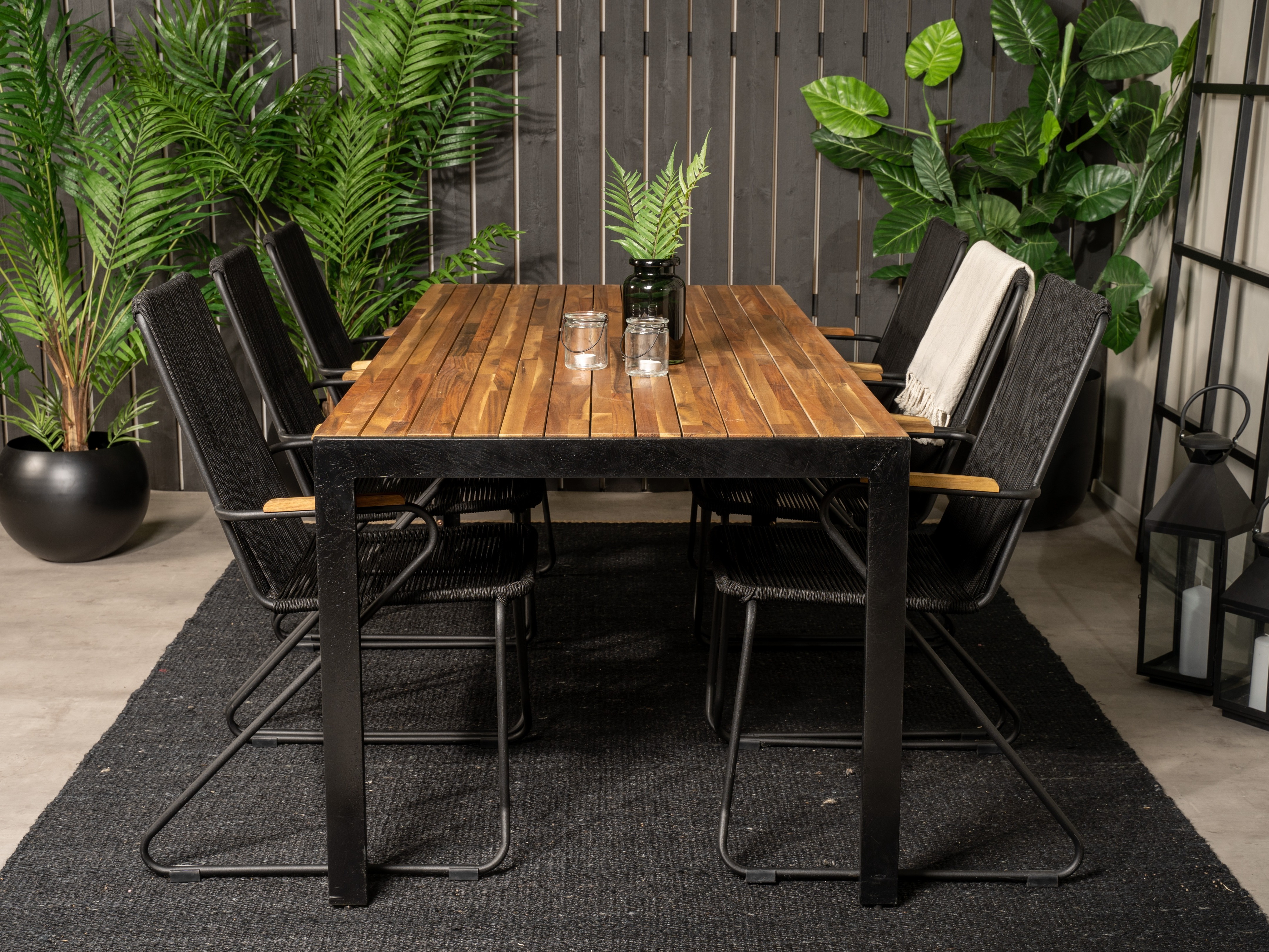 Sto sa stolicama Dallas 5270
