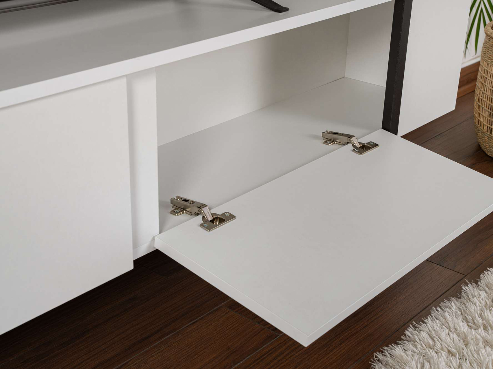 TV komoda Novato 105 (Belo + Crno)