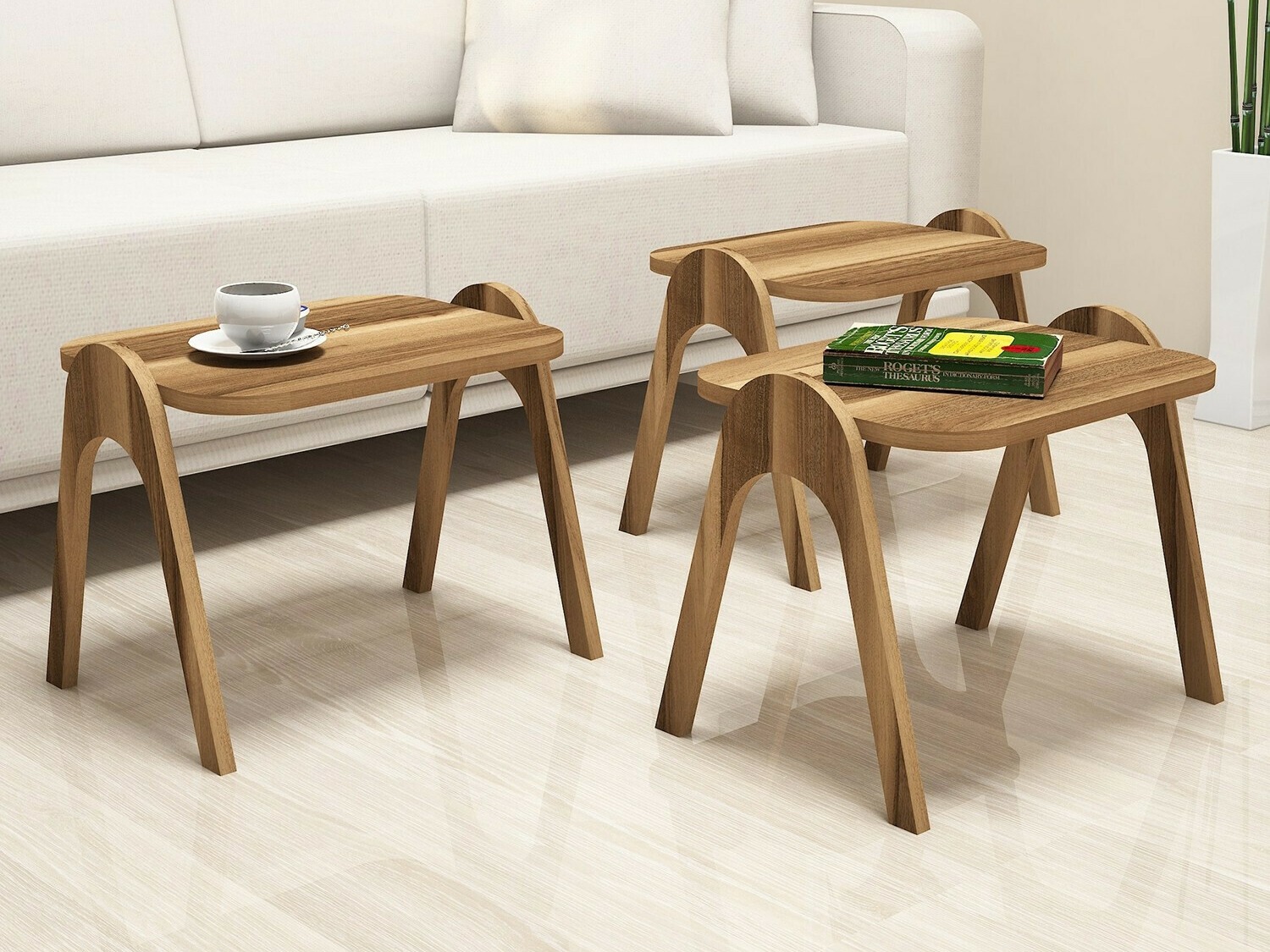 Set pomoćnih stočića Kailua 1621 (Orah)