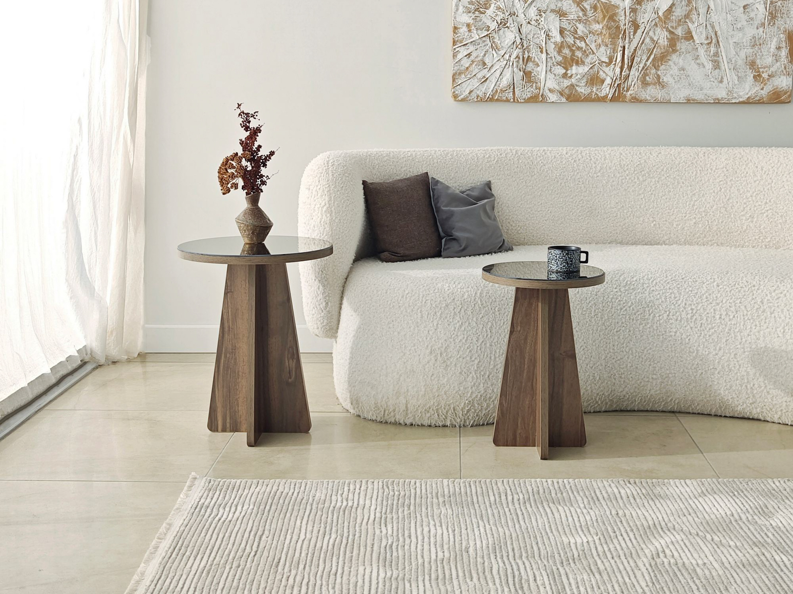 Set pomoćnih stočića Kailua 2821 (Orah)